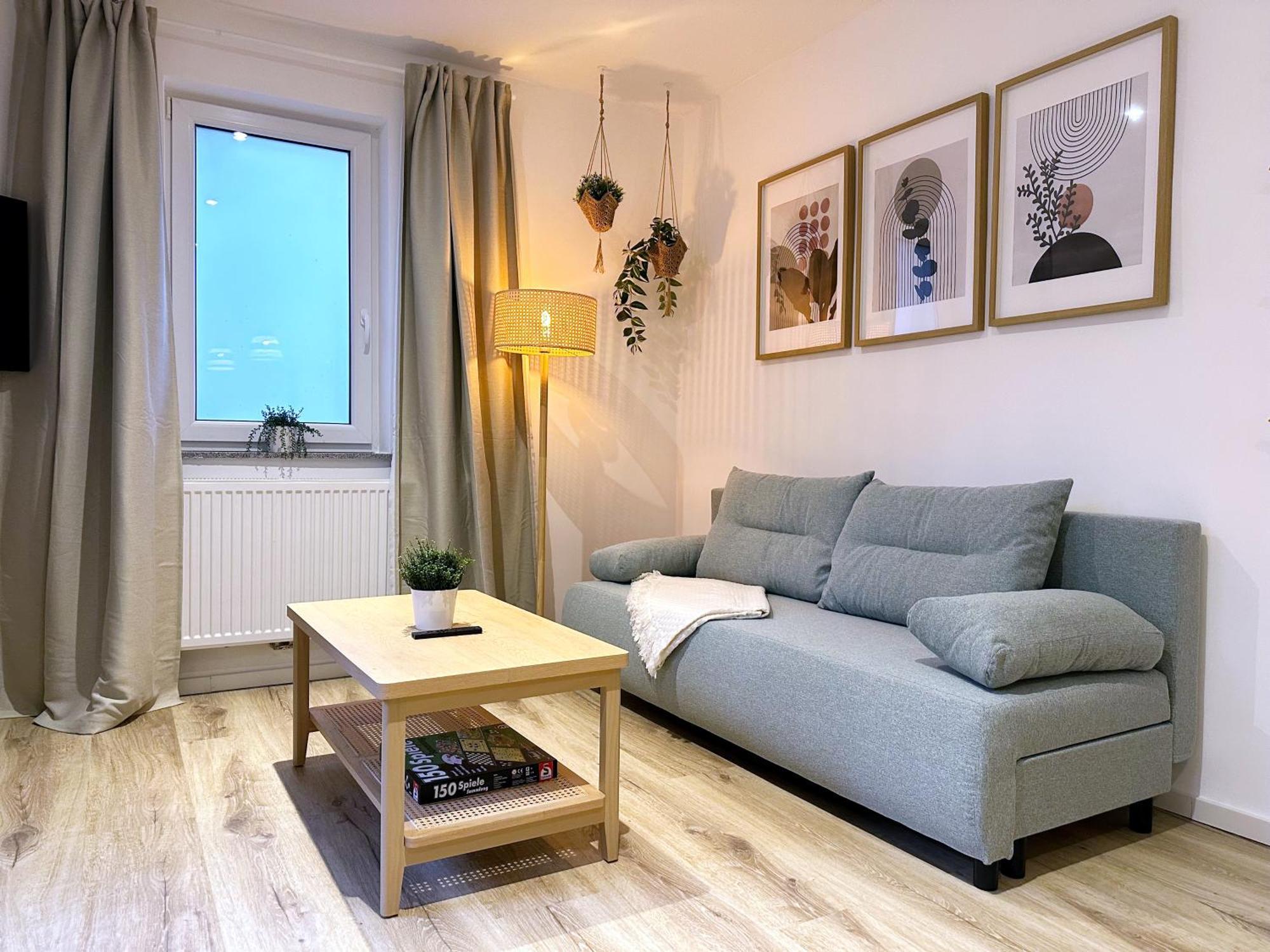 Gemuetliches 2 Ambient Mit Queensize-bett , Etagenbett& Schlafsofa In Alsternaehe Lejlighed *