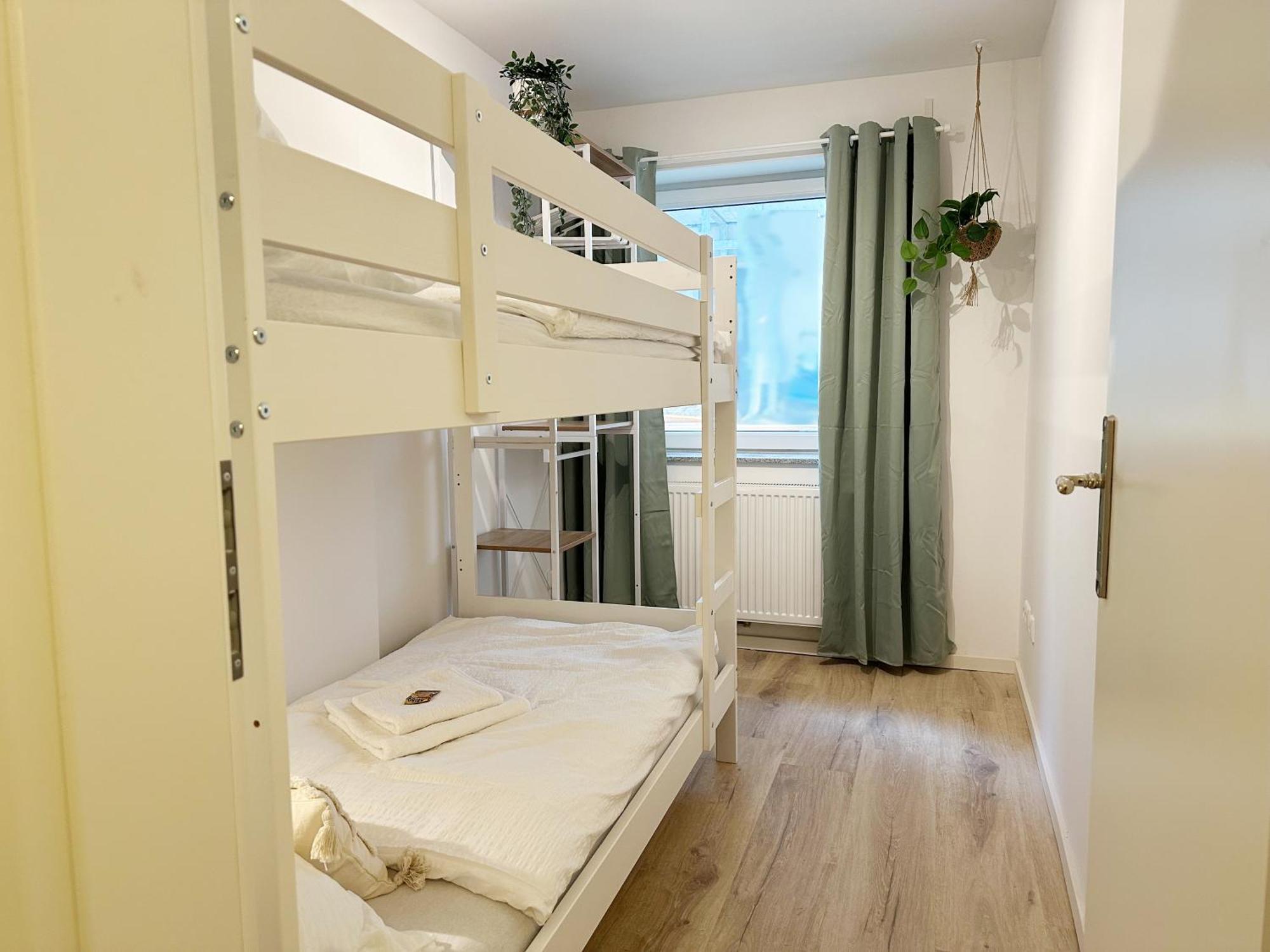 Gemuetliches 2 Ambient Mit Queensize-bett , Etagenbett& Schlafsofa In Alsternaehe Lejlighed Hamborg